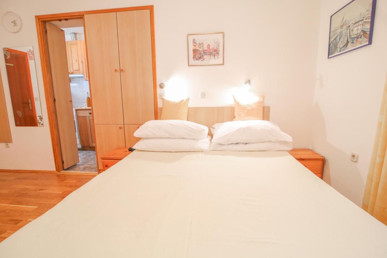 Sunshine Apartment Makarska Exterior photo