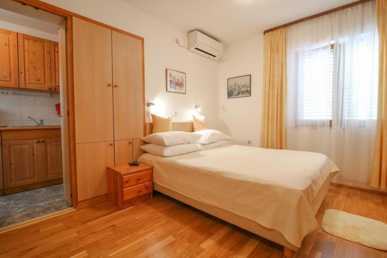 Sunshine Apartment Makarska Exterior photo